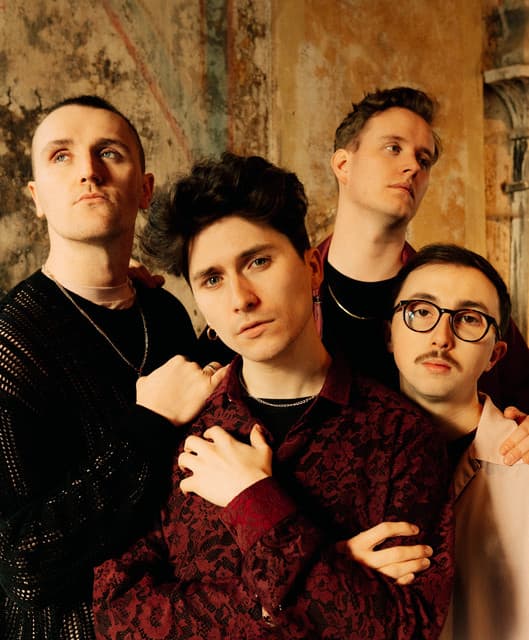 'Holding Absence' Spotify profile image