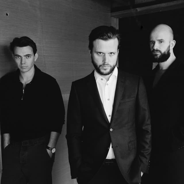 'White Lies' Spotify profile image